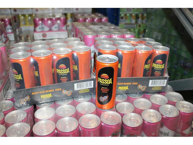 2 x 12 blikken passoa with orange juice 0,25cl. tht 6 -2026. bod inclusief statiegeldwaarde van 3,60 euro. - afbeelding 1 van  2