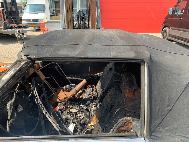 2 x mercedes-benz - 1972 - 350 sl + 1 voor onderdelen - cabrio - afbeelding 21 van  36