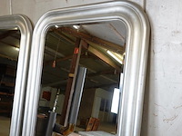 2 zeer grote geslepen spiegels in gezilverde lijst - afbeelding 4 van  5