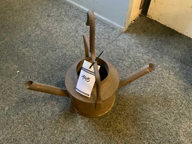 2 zijdige gieter - afbeelding 1 van  2