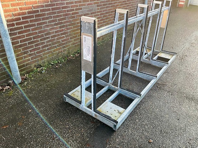 2-zijdige glasbok 240x80x113cm - afbeelding 2 van  4