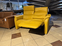 2-zits bank, geel leder, elektrisch verstelbaar - afbeelding 2 van  4
