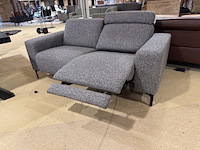 2-zits bank, grijs stof, elektrisch verstelbaar - afbeelding 1 van  5