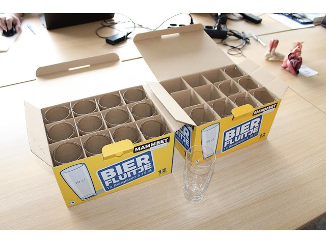 20 bierfluitjes. - afbeelding 2 van  3