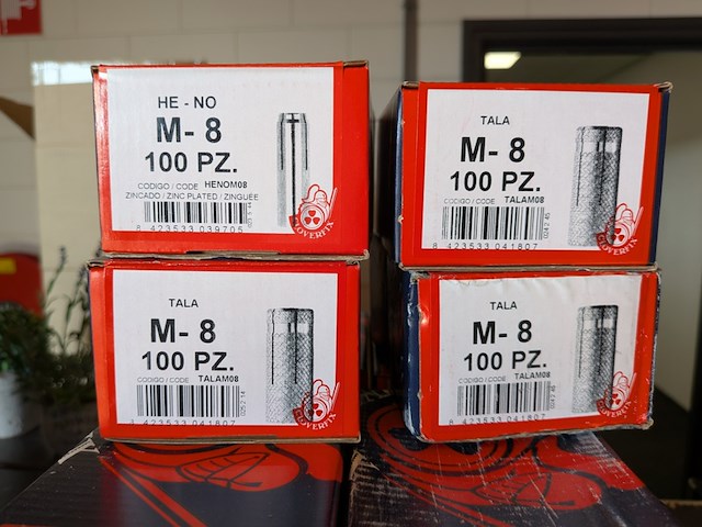 20 doos a 100 stuks spreidplug m-8 cloverfix - afbeelding 6 van  12