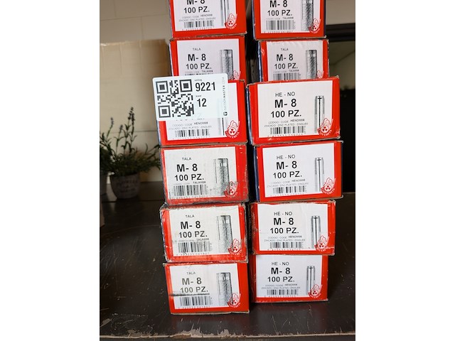 20 doos a 100 stuks spreidplug m-8 cloverfix - afbeelding 7 van  12