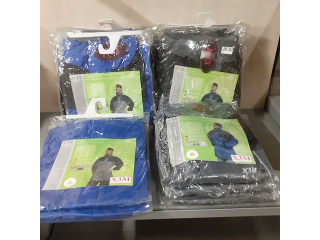 20 exemplaren regenjas diverse maten (d1620) - afbeelding 1 van  3