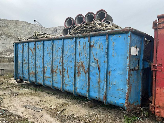 20 ft. opslagcontainer “blauw” met scheepstrossen - afbeelding 1 van  8