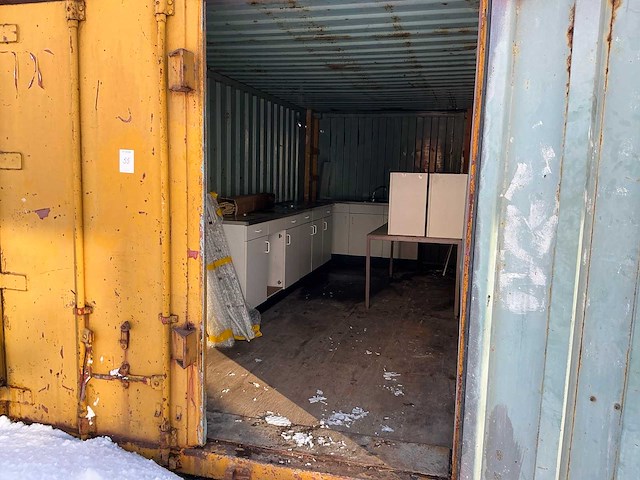 20 ft. opslagcontainer met inhoud - afbeelding 12 van  17