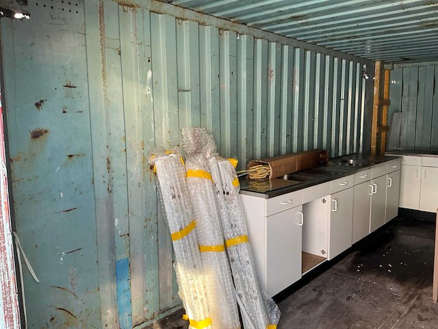 20 ft. opslagcontainer met inhoud - afbeelding 13 van  17