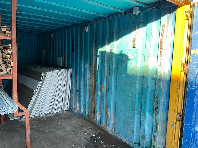 20 ft. opslagcontainer met inhoud - afbeelding 10 van  10
