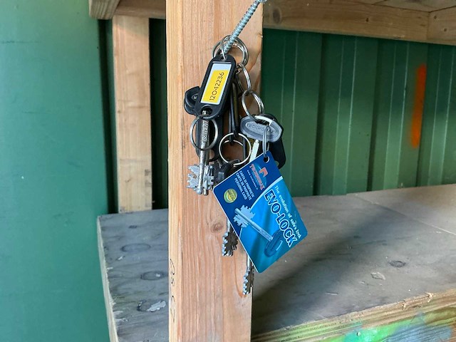 20 ft. opslagcontainer met slotvergrendeling - afbeelding 14 van  14