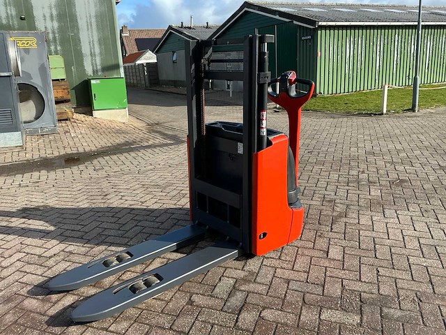 20 linde l12 stapelaar - afbeelding 1 van  8