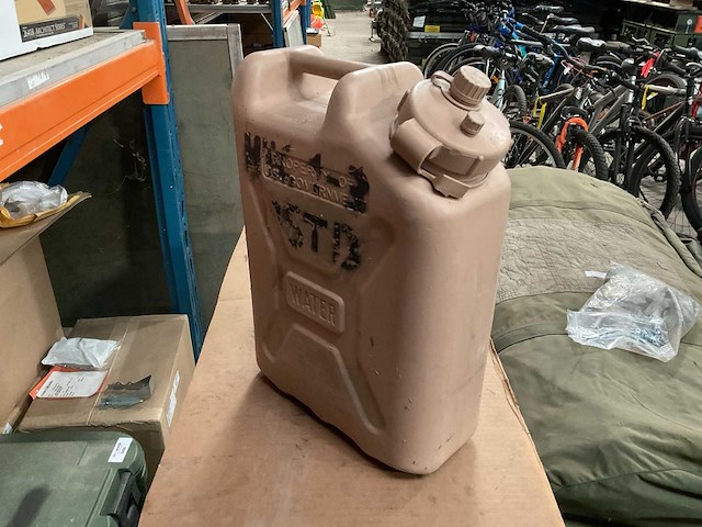 20 ltr water kan (10x) - afbeelding 4 van  4