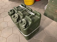 20 ltr water kan (3x) - afbeelding 1 van  4
