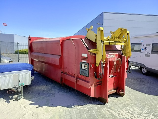 20 m³ haakarm afzet perscontainer, kiggen, 2000 - afbeelding 1 van  9