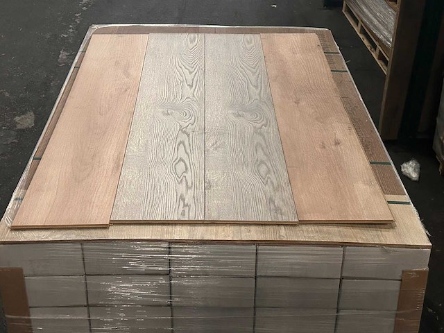 20 m2 mixpallet laminaat plank - afbeelding 3 van  3