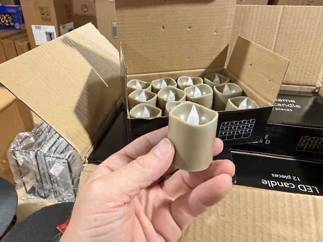 20 sets van 12 stuks led waxine lichtjes inclusief batterij homebound, simply taupe - afbeelding 1 van  6