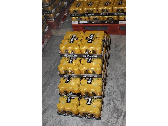 20 twelvepacks hertog jan bier 0,33cl. 240 blikken. tht 4-2026. bod inclusief statiegeldwaarde van 36 euro. - afbeelding 2 van  2