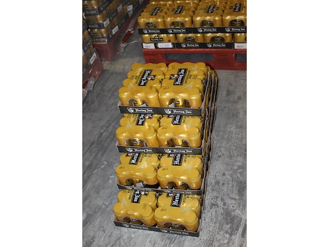 20 twelvepacks hertog jan bier 0,33cl. 240 blikken. tht 4-2026. bod inclusief statiegeldwaarde van 36 euro. - afbeelding 2 van  2
