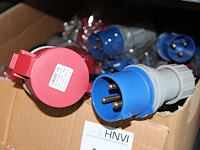 20 verloopkabels cee32 blauw naar cee32 rood. - afbeelding 1 van  2