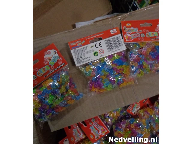 20 zakjes met 300 s clips loom - afbeelding 1 van  3