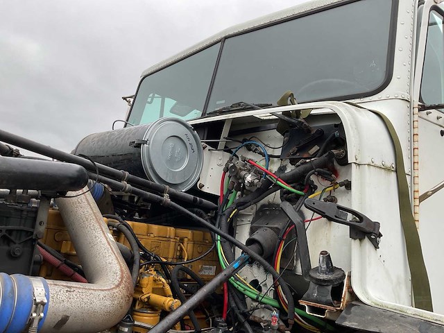 200 freightliner vrachtwagen - afbeelding 20 van  20