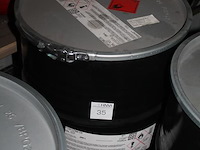 200 liter vat / drum primer fosfozink er ral7037. tht 12-2026. let op: kavel is onderdeel van combinatiekav... onderdeel van combinatiekavel combinatie van 3 drums verf duocoat en 2 drums primer fosfozink er ral7037. kavels u031 t/m u035 - afbeelding 2 van  3