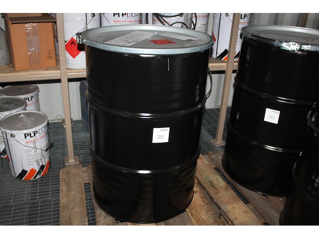 200 liter vat / drum verf duocoat ral7037. tht 5-2027. let op: kavel is onderdeel van combinatiekavel u036. onderdeel van combinatiekavel combinatie van 3 drums verf duocoat en 2 drums primer fosfozink er ral7037. kavels u031 t/m u035 - afbeelding 1 van  3