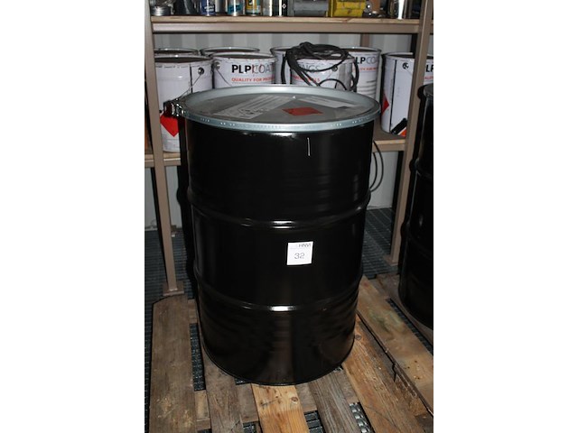 200 liter vat / drum verf duocoat ral7037. tht 5-2027. let op: kavel is onderdeel van combinatiekavel u036. onderdeel van combinatiekavel combinatie van 3 drums verf duocoat en 2 drums primer fosfozink er ral7037. kavels u031 t/m u035 - afbeelding 2 van  3