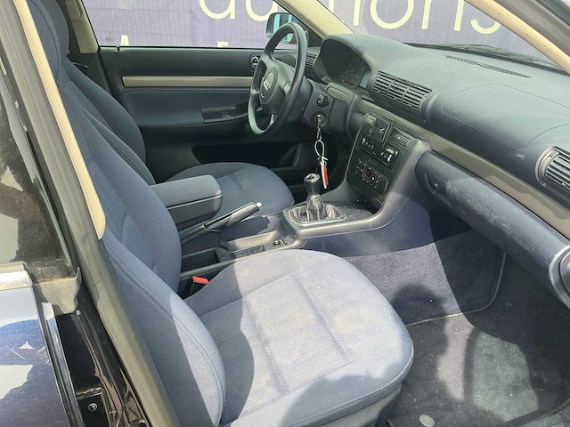 2000 - audi - a4 limousine - 1.8 5v advance - personenauto - afbeelding 8 van  11