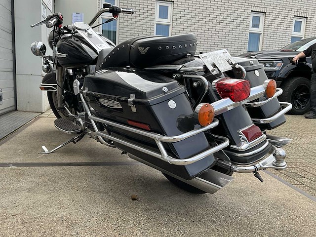 2000 - harley davidson - tour - flhpi - road king police edition motorfiets met lichte schade - afbeelding 4 van  21