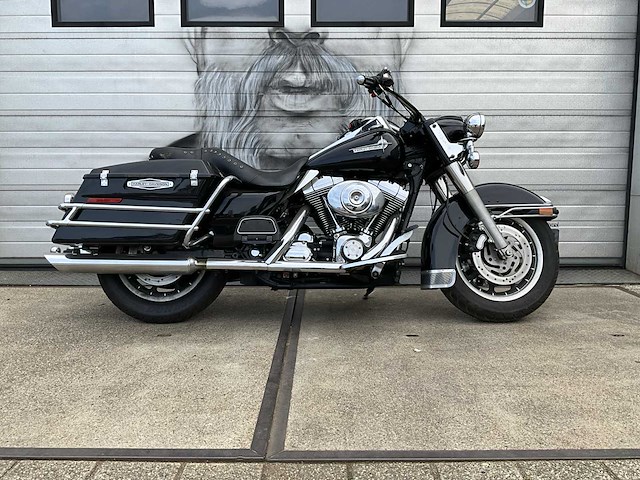 2000 - harley davidson - tour - flhpi - road king police edition motorfiets met lichte schade - afbeelding 18 van  22