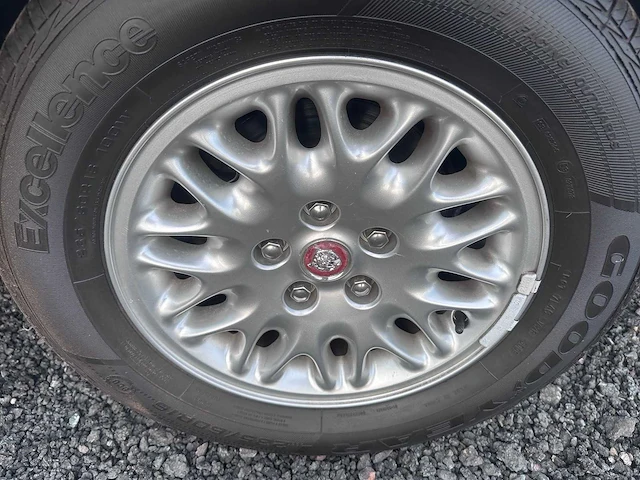 2000 - jaguar - xj - 3.2 v8 executive - 40-ft-kl - afbeelding 10 van  19