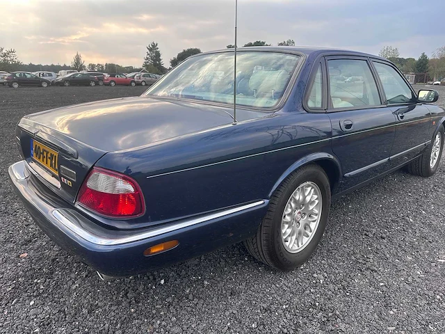 2000 - jaguar - xj - 3.2 v8 executive - 40-ft-kl - afbeelding 14 van  19