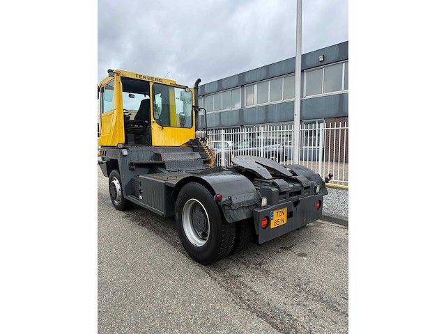 2000 - terberg - rt 250 terminal trekker - various internal transport - afbeelding 2 van  3