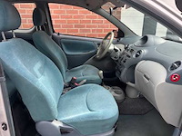 2000 - toyota - yaris - 1.3-16v vvt-i sol - 90-fp-xf - afbeelding 8 van  8