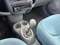 2000 - toyota - yaris - 1.3-16v vvt-i sol - 90-fp-xf - afbeelding 4 van  16