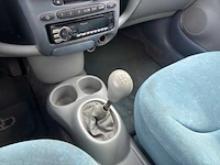 2000 - toyota - yaris - 1.3-16v vvt-i sol - 90-fp-xf - afbeelding 4 van  19