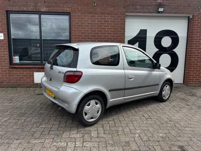 2000 - toyota - yaris - 1.3-16v vvt-i sol - 90-fp-xf - afbeelding 15 van  19