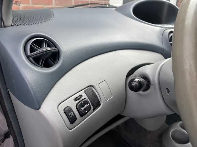 2000 - toyota - yaris - 1.3-16v vvt-i sol - 90-fp-xf - afbeelding 19 van  19