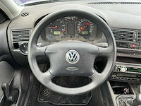 2000 - volkswagen - golf - 1.6-16v trendline - personenauto - afbeelding 9 van  10