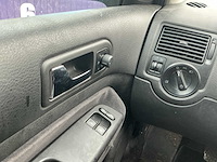 2000 - volkswagen - golf - 1.9 tdi comfortline - personenauto - afbeelding 11 van  11