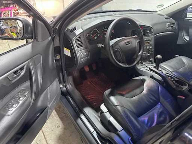 2000 - volvo - v70 - 2.4 - 45-gf-nx - afbeelding 10 van  11