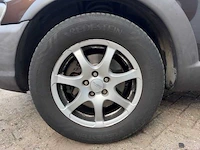 2000 - volvo - v70 cross country - 2.4 t prestige line automaat- 18-ft-dg - afbeelding 2 van  4