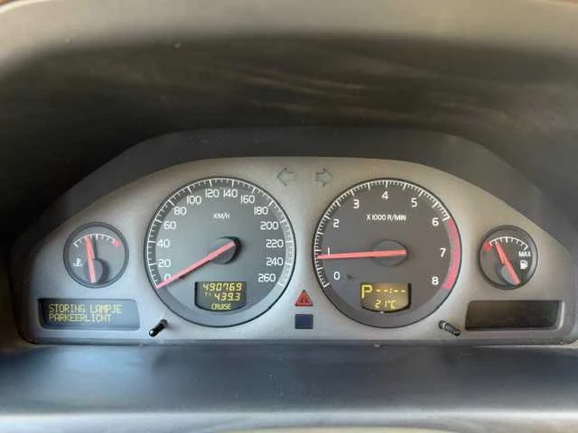 2000 - volvo - v70 cross country - 2.4 t prestige line automaat- 18-ft-dg - afbeelding 3 van  25