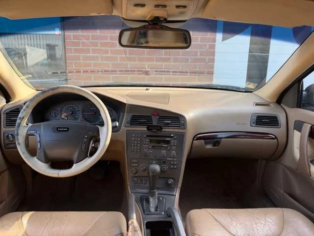 2000 - volvo - v70 cross country - 2.4 t prestige line automaat- 18-ft-dg - afbeelding 25 van  25