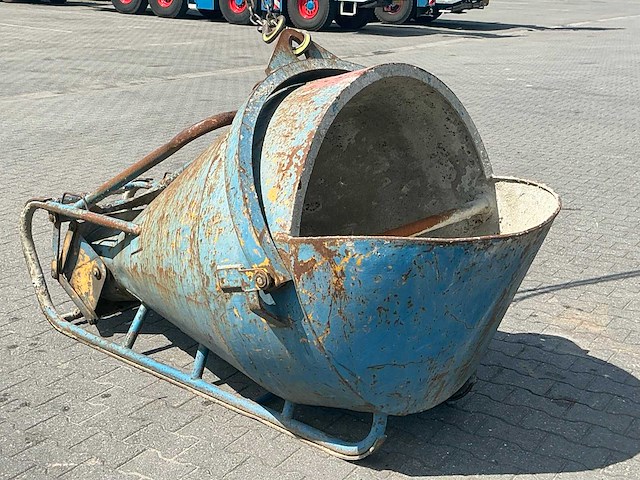 2000 750lr betonkubel - afbeelding 2 van  6