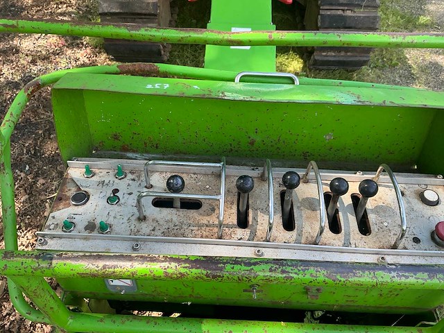 2000 aichi sr123/isr403 hoogwerker 12 meter - afbeelding 24 van  24