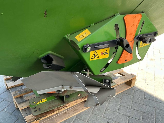 2000 amazone za-perfect 902 kunstmeststrooier - afbeelding 12 van  14